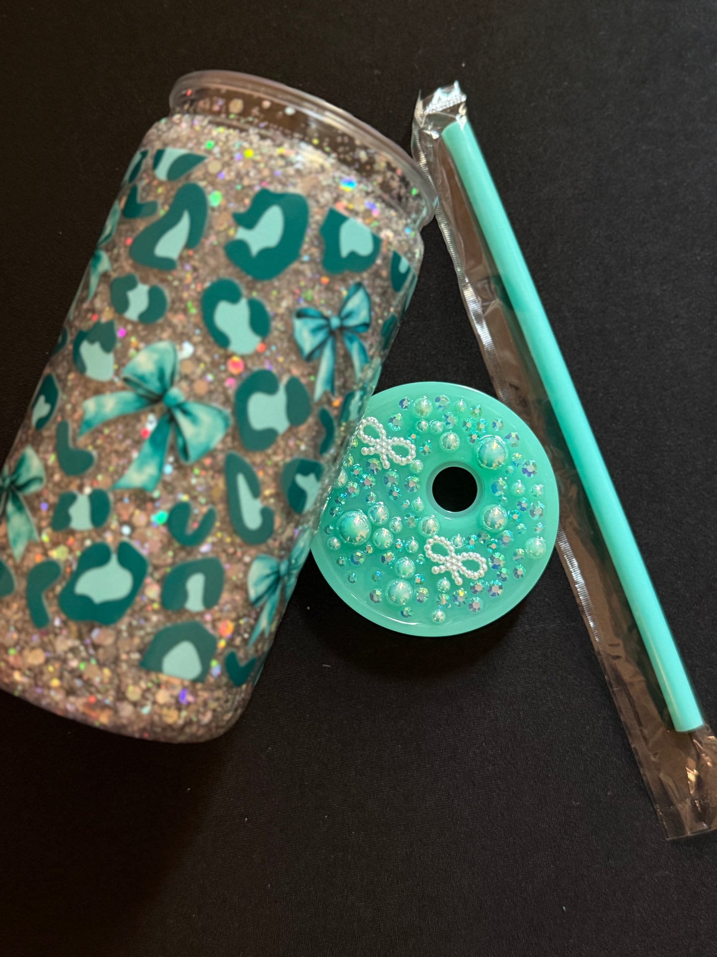 Silver snowglobe tumbler