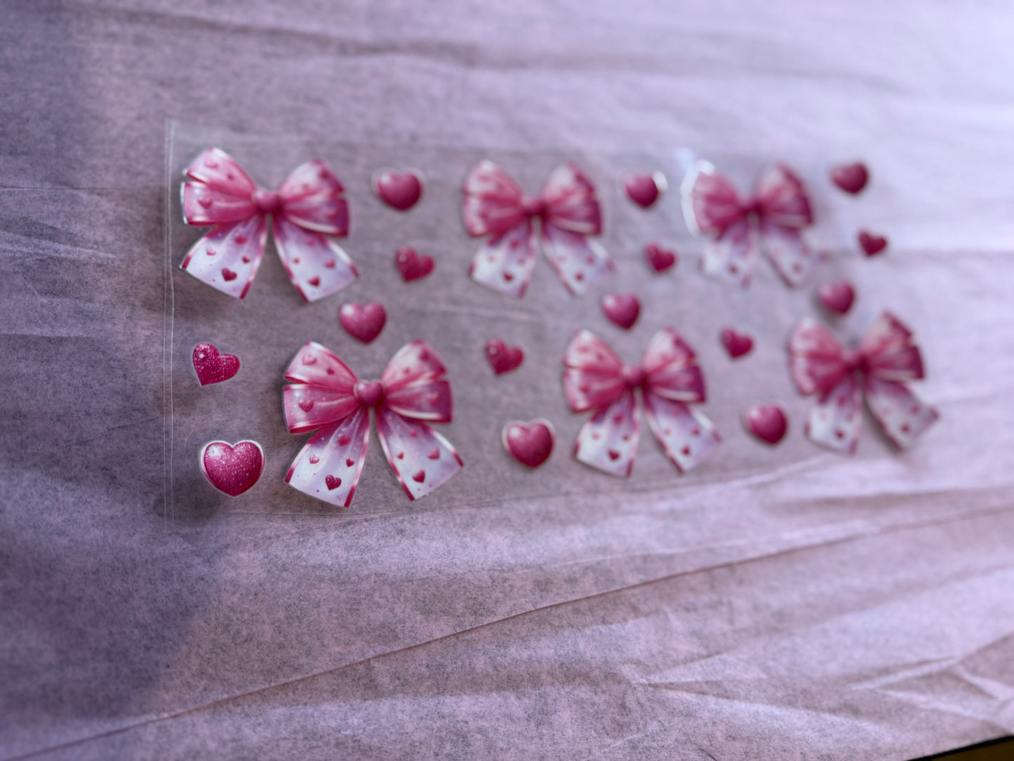 Pink bows hearts